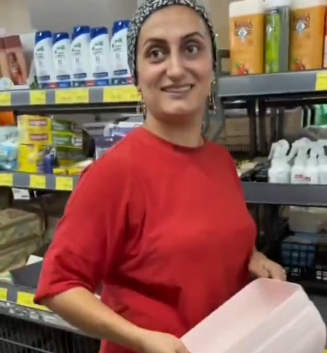 Ya Bıraksana Benim Bunlara Zaafım Var