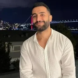 Kontravolta Fevzi - Fevzi Ayran Kimdir?